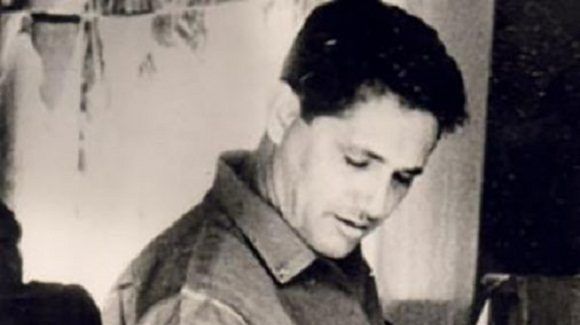 Le apodaron Pinares, como su tierra natal, le confiaron la única ametralladora calibre 30 del grupo y escucharon sus historias de gallos finos de Vueltabajo, campeones de todas las lides. Foto: Archivo de Guerrillero.