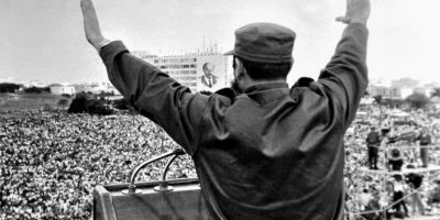 “En la Plaza de la Revolución” (1965). Foto: Alberto Korda.