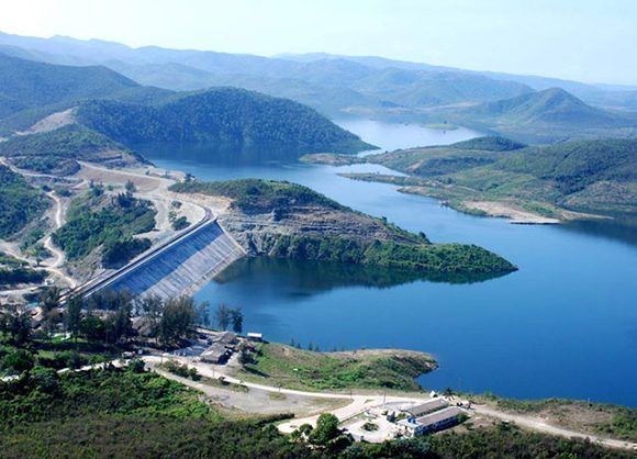 El Trasvase Este-Oeste, obra que mediante cientos de kilómetros de túneles, canales y puentes-canales hace del agua un recurso de todos en la provincia holguinera. Foto: Elder Leyva/ ¡Ahora!