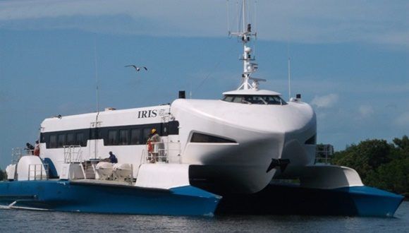 Catamarán Iris. Isla de la Juventud