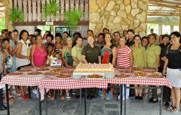 defensa mujeres.