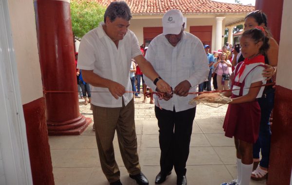 Aniversario 40 escuelas internacionalistas Isla 7