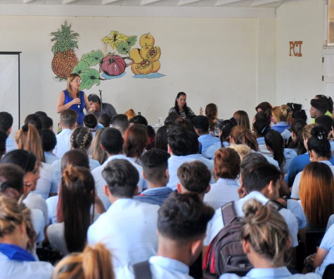 Intercambio Diputados estudiantes preuniversitarios 4