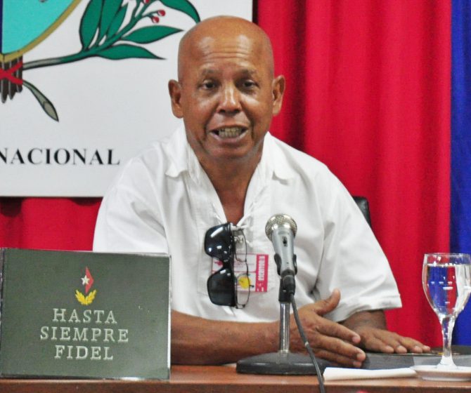 PRESENTAC LIBRO FIDEL