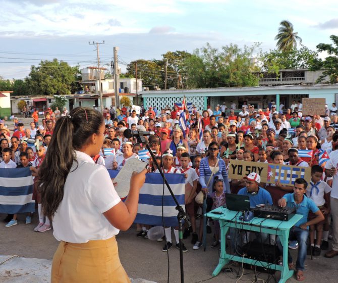 Acto Chacón Primero de Mayo Isla