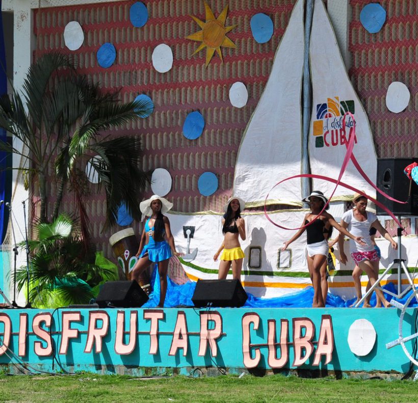 INAUGURACIÓN VERANO Isla