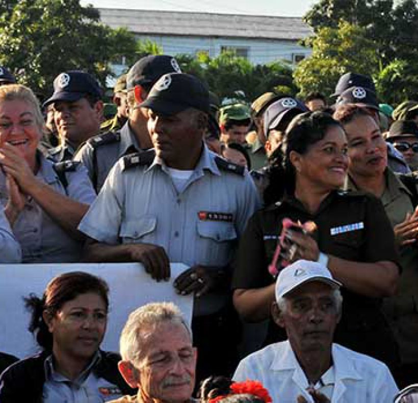 Acto por el Triunfo de la Revolución en el Pinero (13)