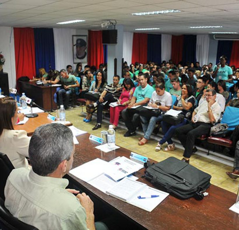 Asamblea Municipal UJC_34