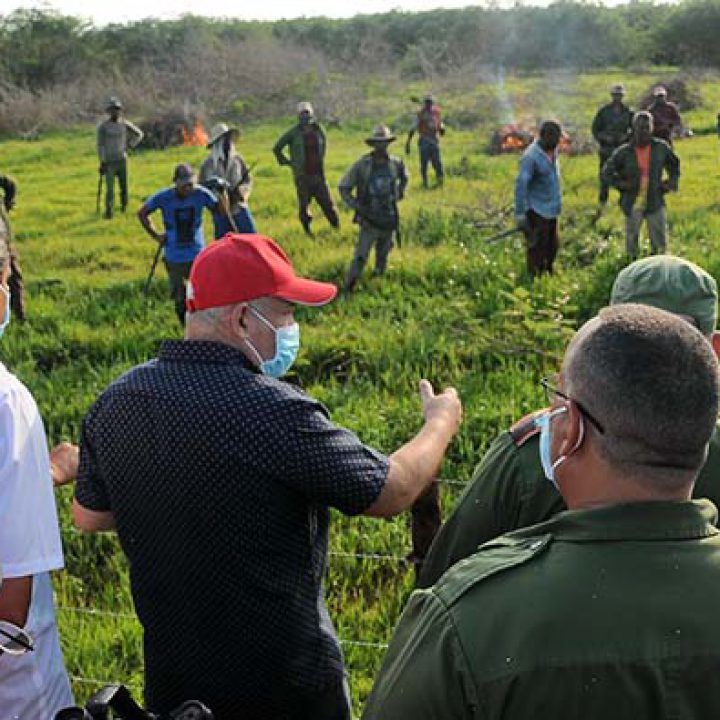 Recorrido de Vice Primer Ministro Jorge Luis Tapia Fonseca – fotos Yesmanis Vega Ávalos_01