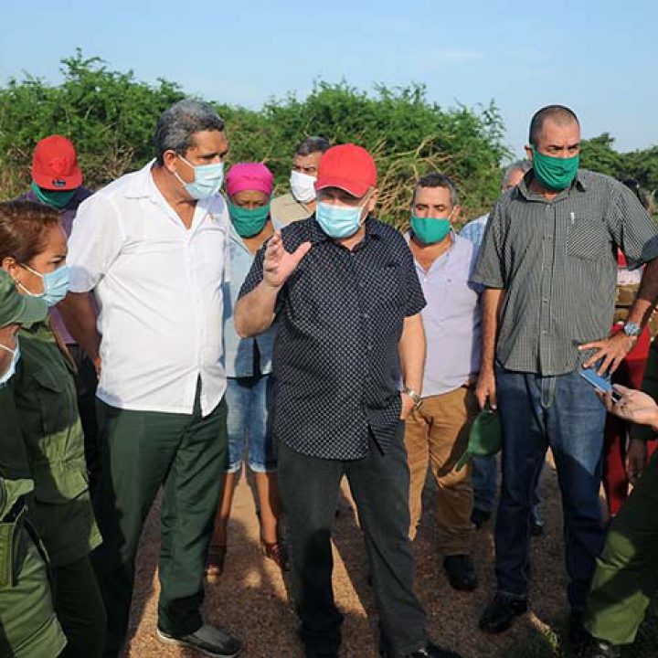 Recorrido de Vice Primer Ministro Jorge Luis Tapia Fonseca – fotos Yesmanis Vega Ávalos_02