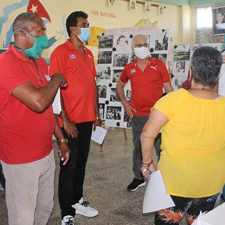 Visita a las intalaciones deportivas Viceprecidente 1ro del Inder.Foto Yoandris Delgado Matos (5)