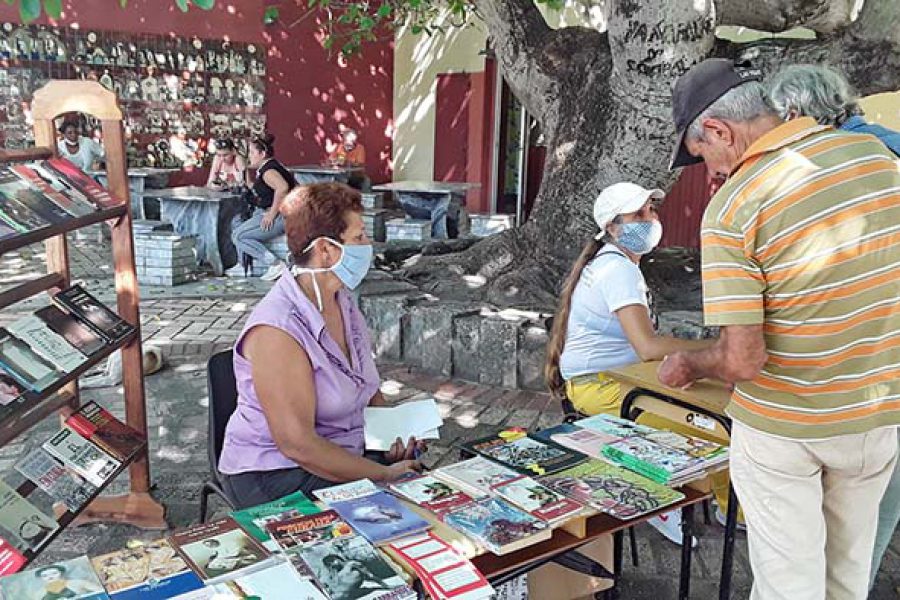 Actividades culturales y literarias por el cierre del verano.fotos Yoandris delgado Matos (1)