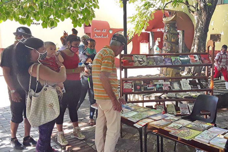 Actividades culturales y literarias por el cierre del verano.fotos Yoandris delgado Matos (3)