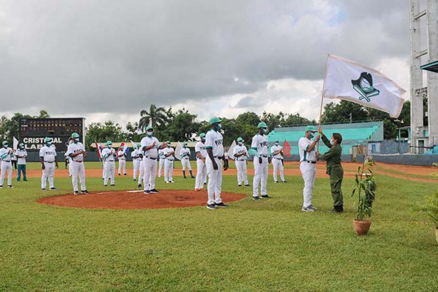 Abanderamiento equipo de béisbol IJ.Fotos Yoandris Delgado Matos (33)