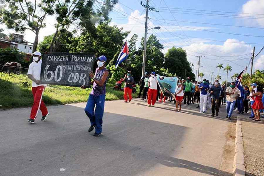 Marcha del INDER por el aniversario de los CDR.Fotos Yoandris Delgado Matos (1)