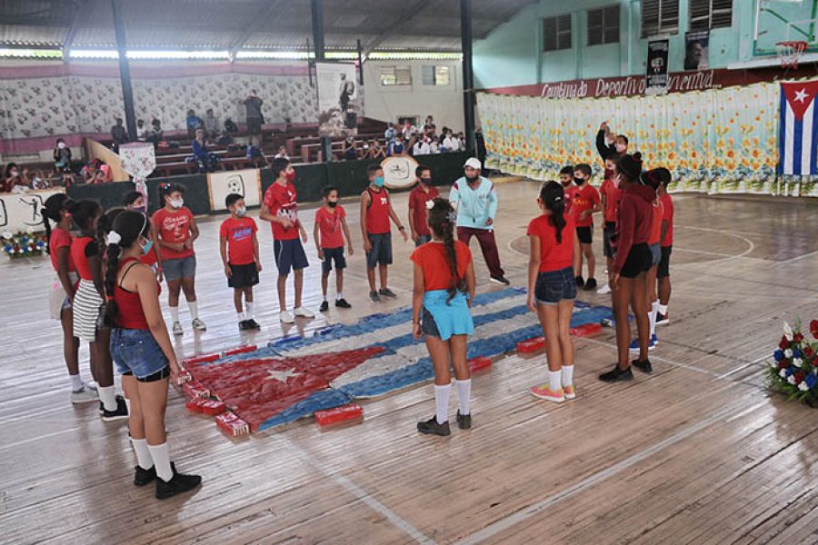Mejor profesor de Educación Física Curso 2019-2020.Fotos Yoandris Delgado Matos (2)