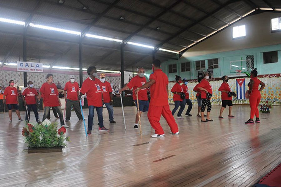 Representación por el día de la Cultura Física.Fotos Yoandris Delgado Matos (1)