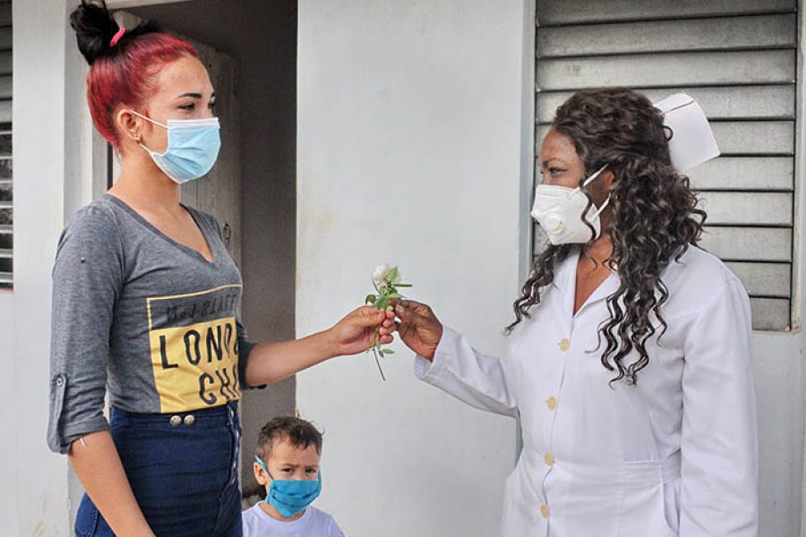 Día del amor en tiempo de covid.Fotos Yoandris Delgado Matos (5)