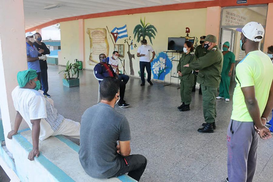 Recorrido del CDM por centros de aislamiento y zonas en cuarentena, fotos Yesmanis Vega Ávalos_7