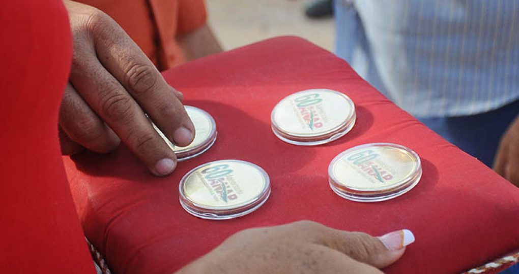 Entregan directivos de la ANAP sello conmemorativo y la bandera 60 Aniversario de la organisación anapista a productores destacados_8. fotos Yesmanis Vega Ávalos (3)