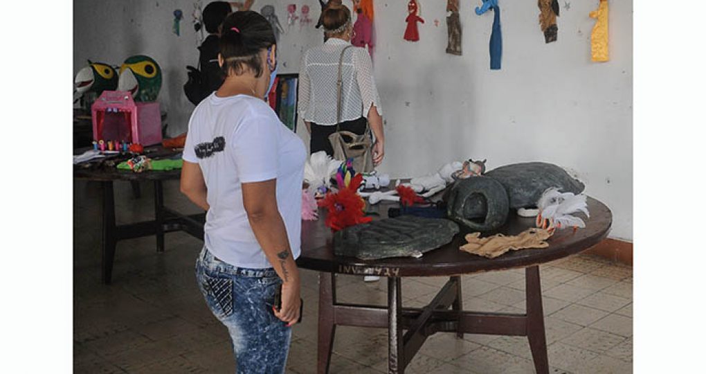 Títeres y titiriteros.Fotos Yoandris Delgado Matos (3)