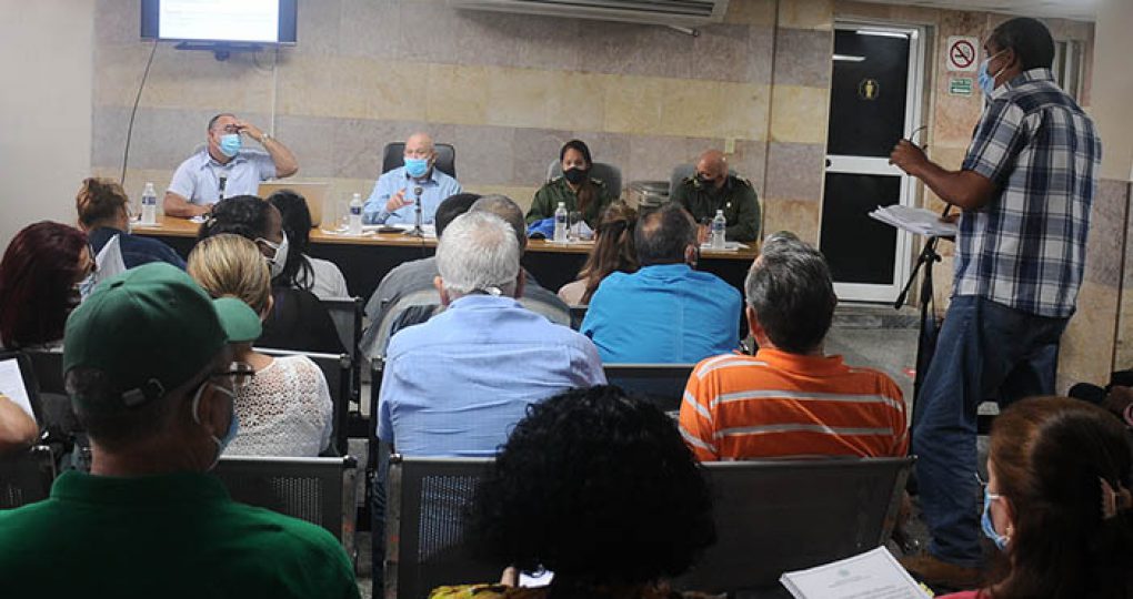 Encuentro con todos los cuadros en el Aeropuerto.Foto Yoandris Delgado Matos