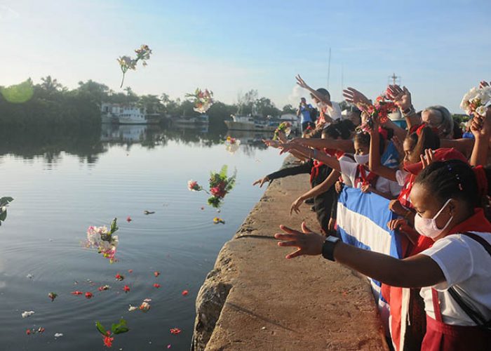 Peregrinación + Acto en el Pinero + flores a Camilo,fotos Yesmanis Vega Avalo_8
