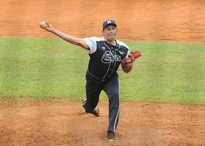 SNB IJV vs Holguín, fotos Yesmanis Vega Avalo_02
