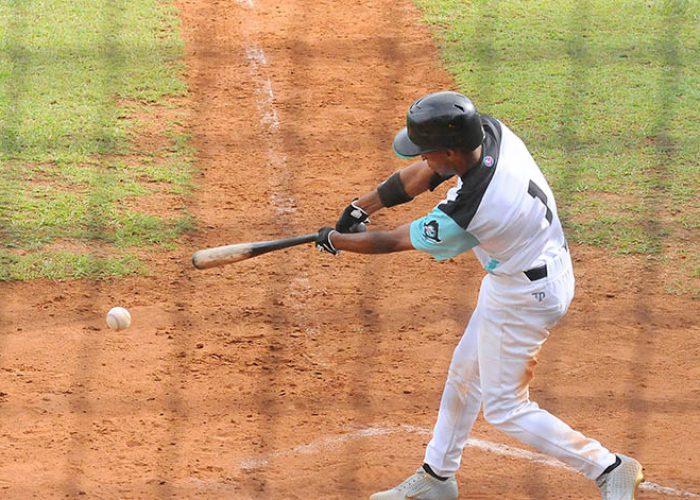 SNB IJV vs Holguín, fotos Yesmanis Vega Avalo_05