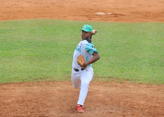 SNB IJV vs Holguín, fotos Yesmanis Vega Avalo_09