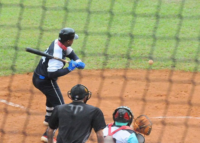 SNB IJV vs Holguín, fotos Yesmanis Vega Avalo_10