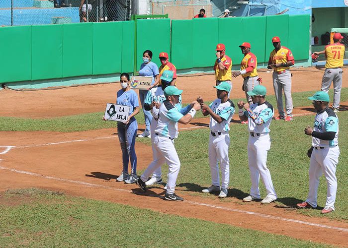 Serie de Béisbol Matanza Vs Isla.Fotos Yoandris Delgado Matos (1)