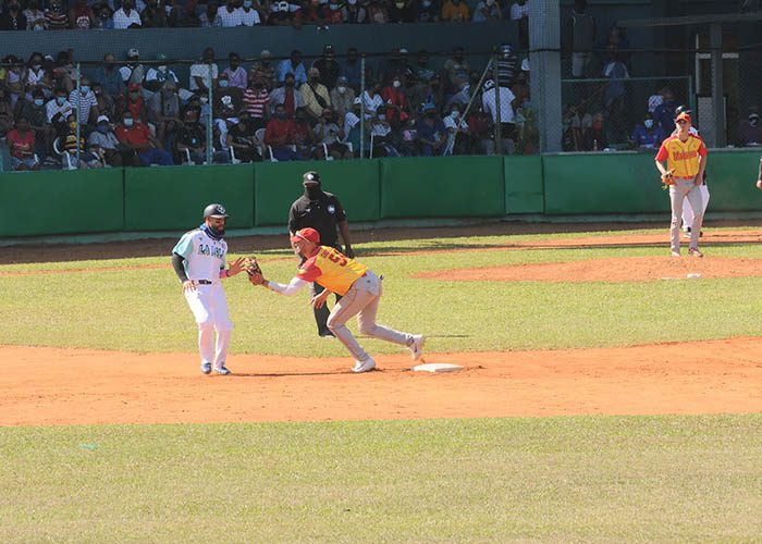 Serie de Béisbol Matanza Vs Isla.Fotos Yoandris Delgado Matos (8)