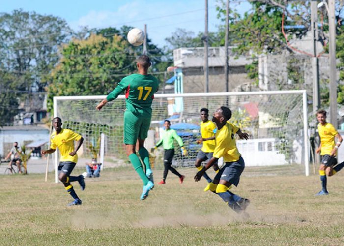 Juego de Fútbol Isla Vs Pinar. Fotos Yoandris Delgado Matos (8)