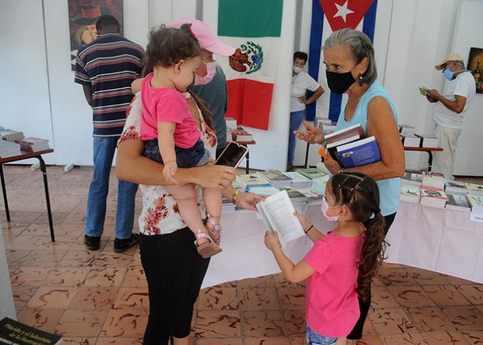 Feria del libro.Fotos Yoandris Delgado Matos (9)