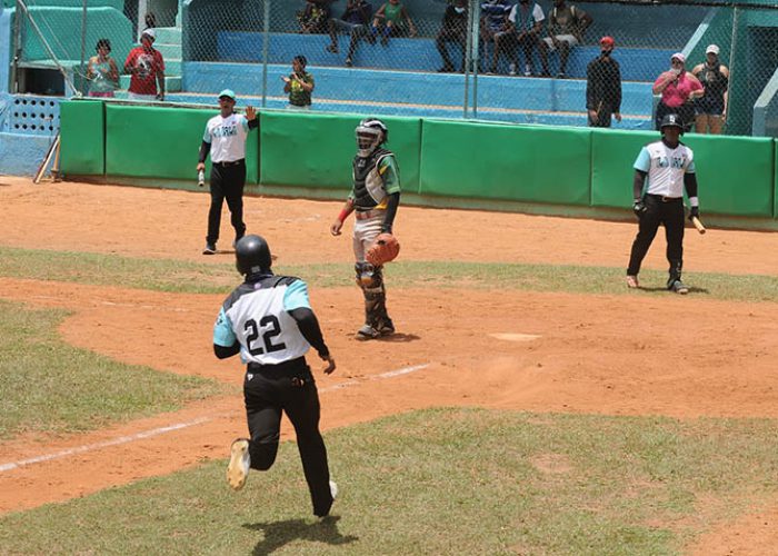 Serie de Beisbol Isla vs Pinar.Fotos Yoandris Delgado Matos (5)