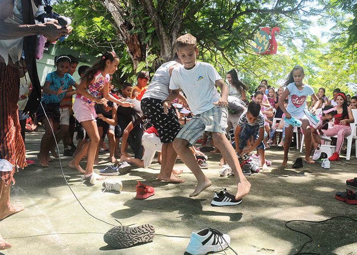 Aniversario 25 laboral de Merlin y sus niños.Fotos Yoandris Delgado Matos (9)