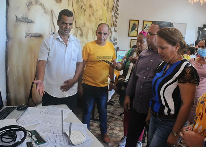 Exposición Municipal _Soluciones Cuba_ ANIR, fotos Yesmanis Vega Avalo_04