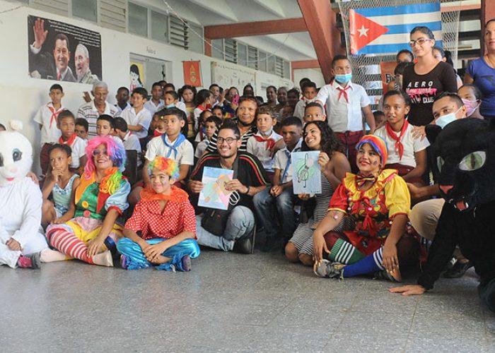 Operación Felicidad en la Escuela Especia Jose Marti.Fotos Yoandris Delgado Matos (3)