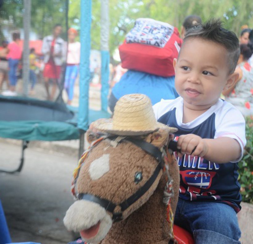 Por el dia de los niños. Foto yoandris Delgado Matos (3)