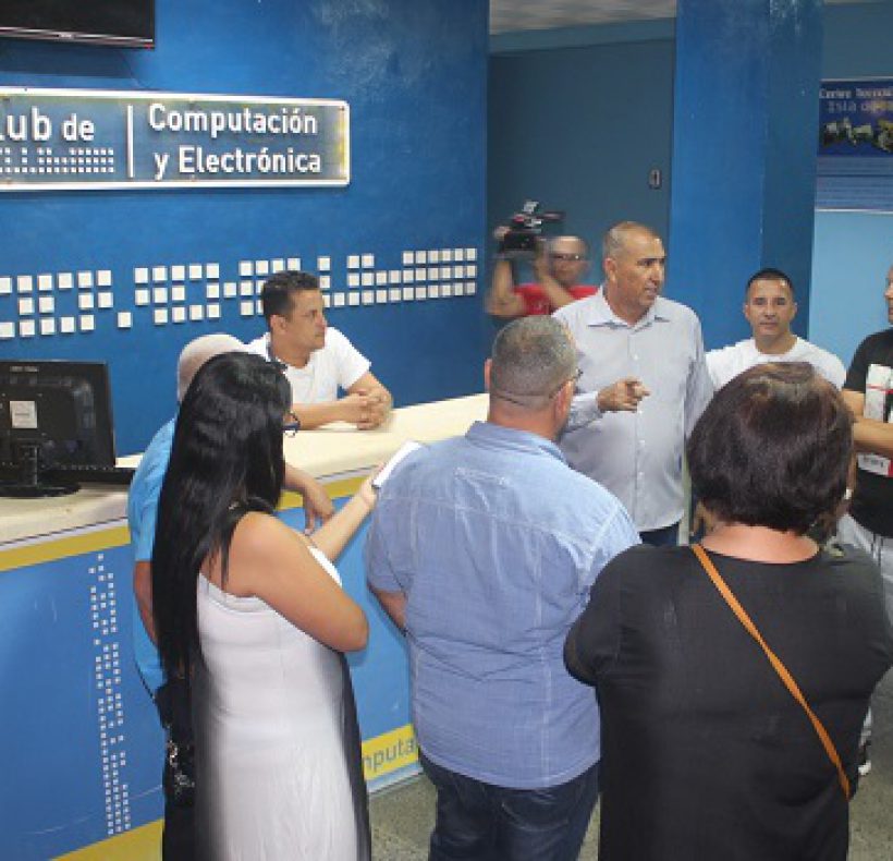 Recorrido nocturno. Foto Yoandris Delgado Matos (11)
