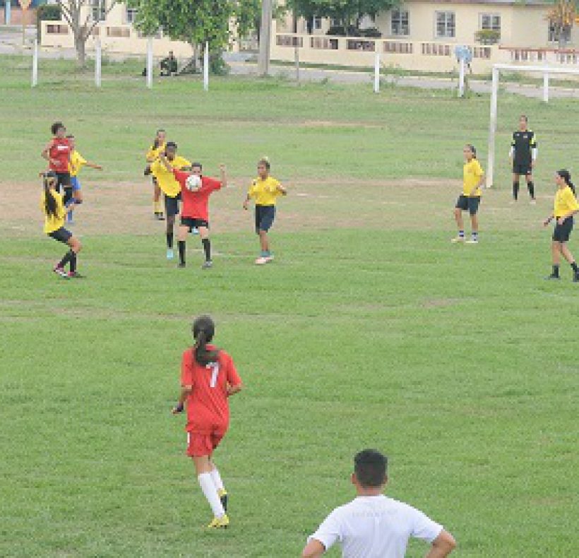 Juego de Futbol Isla Vs Artemisa. Foto Yoandris Delgado Matos (2)