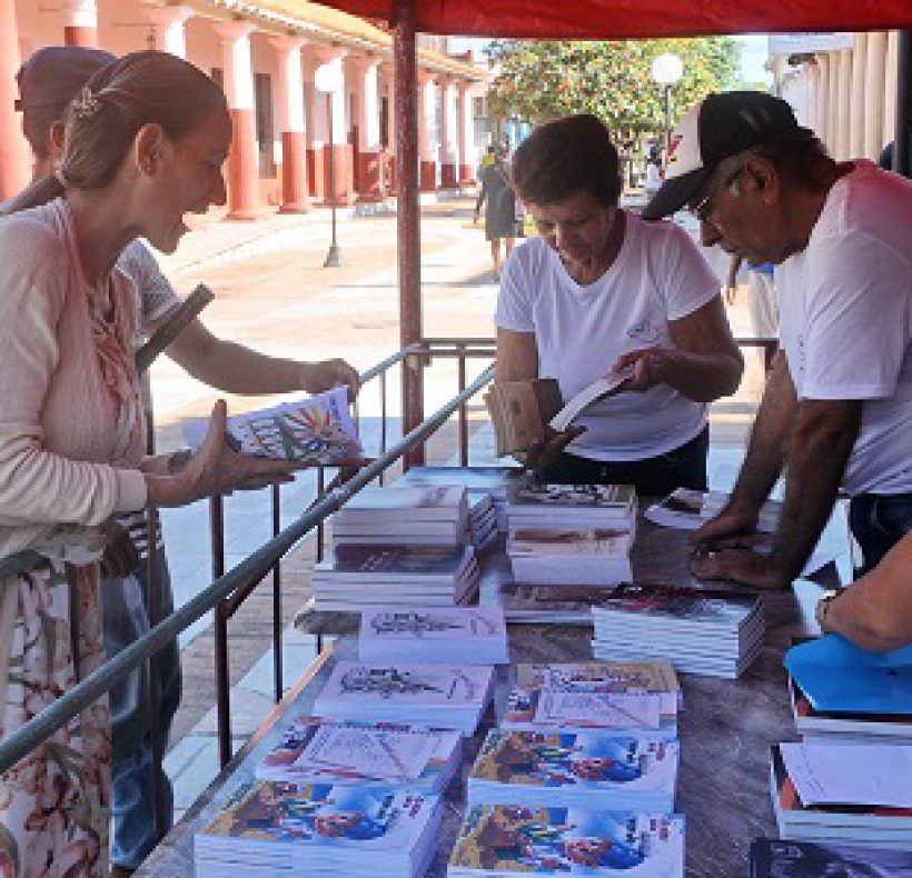 Lectura de verano. Foto Yoandris Delgado Matos (1)