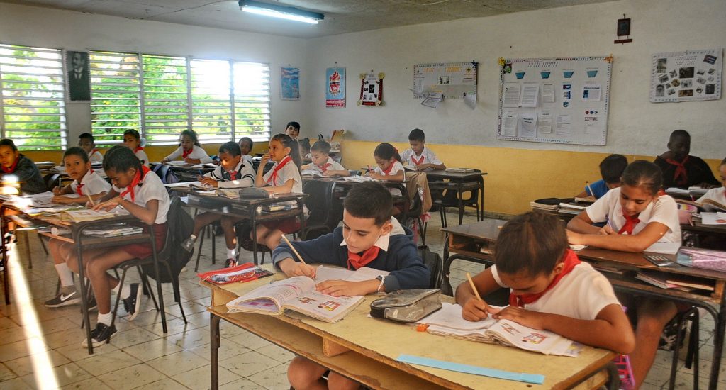 Aula de primaria. Foto Yoandris Delgado Matos