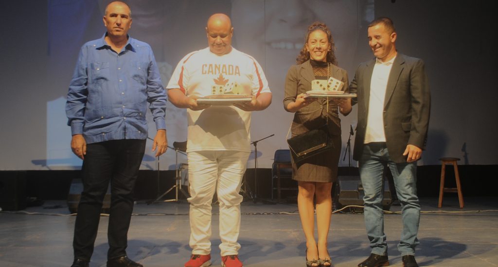 Reconocimiento a la cultura. Fotos Yoandris Delgado Matos