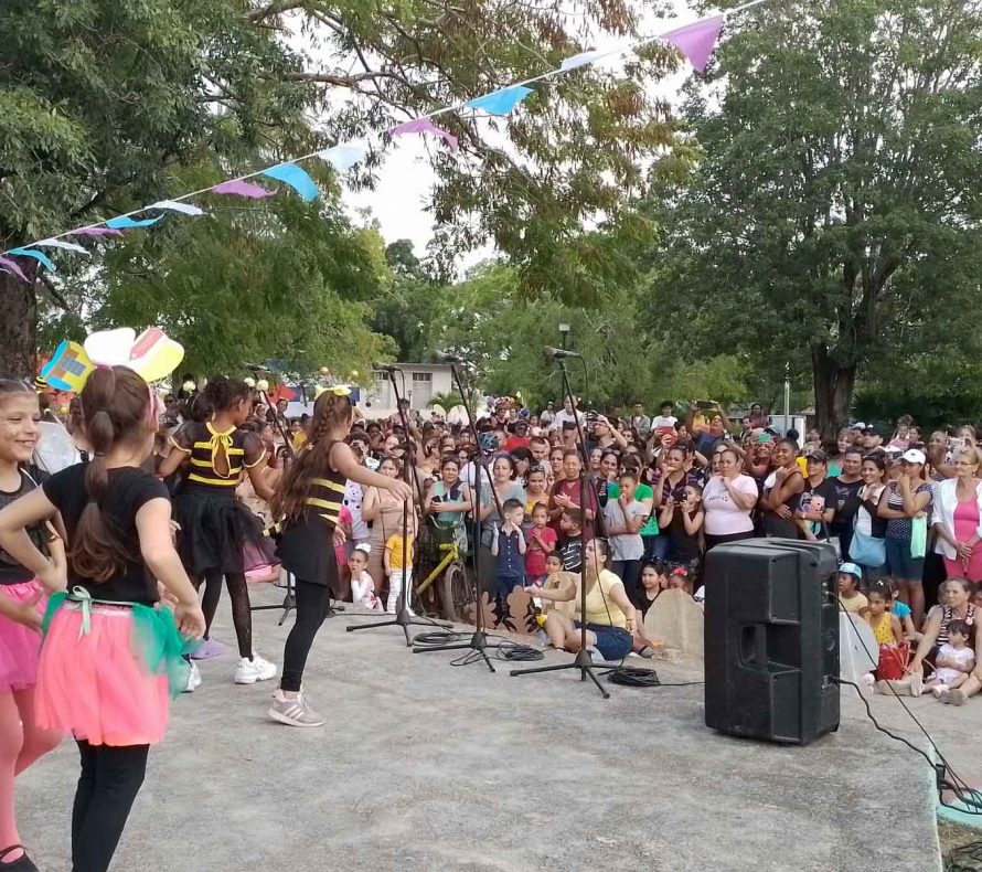 ANIVERSARIO POR UNA INFANCIA FELIZ 9