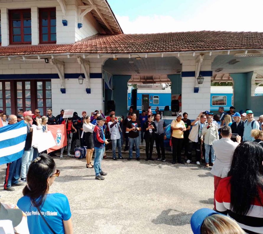 Victoria lo vio – Isla Torneo Softbol01