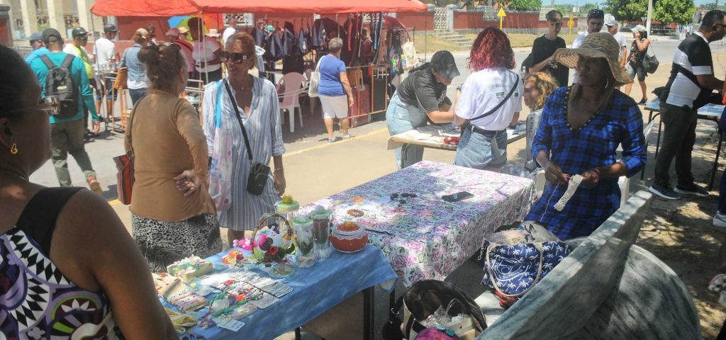 Feria de Emprendimientos, fotos Yesmanis Vega Avalo (2)