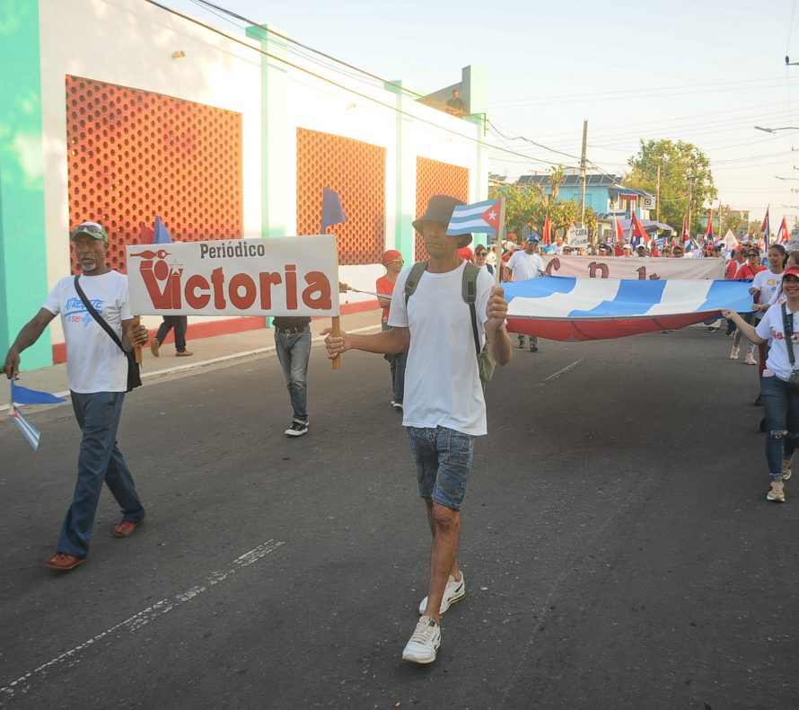 Desfile 1 de Mayo, fotos Yesmanis Vega Avalo_04
