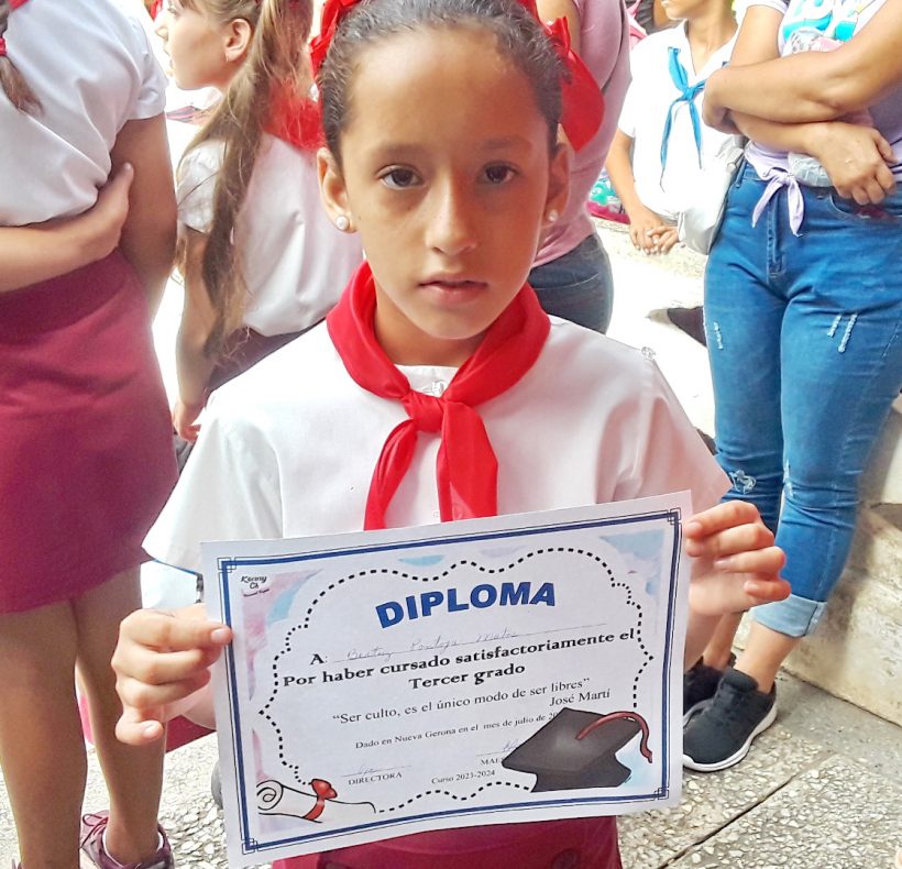 Acto de fin de curso en la escuela primaria Antonio Sànchez Diaz. Foto Yoandris Delgado Matos (4)